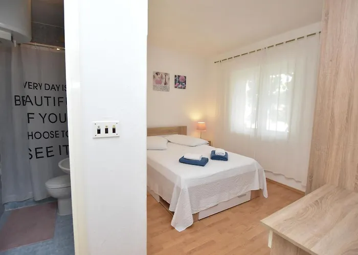 Vjeko Apartman Primosten